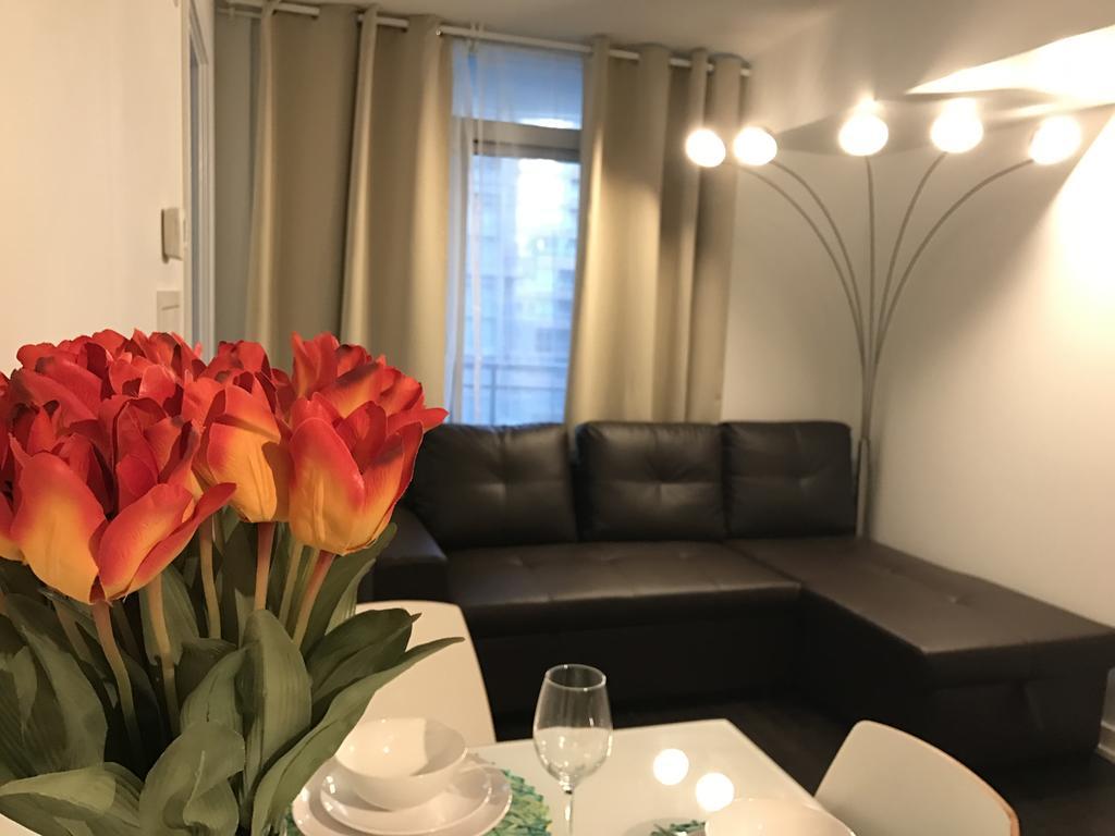 Iceboat Terrace Apartment