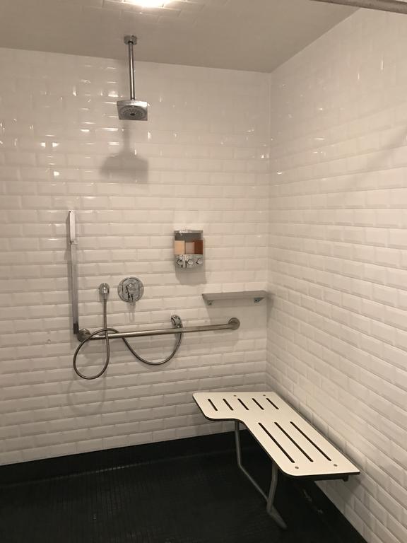 Iceboat Terrace Apartment *